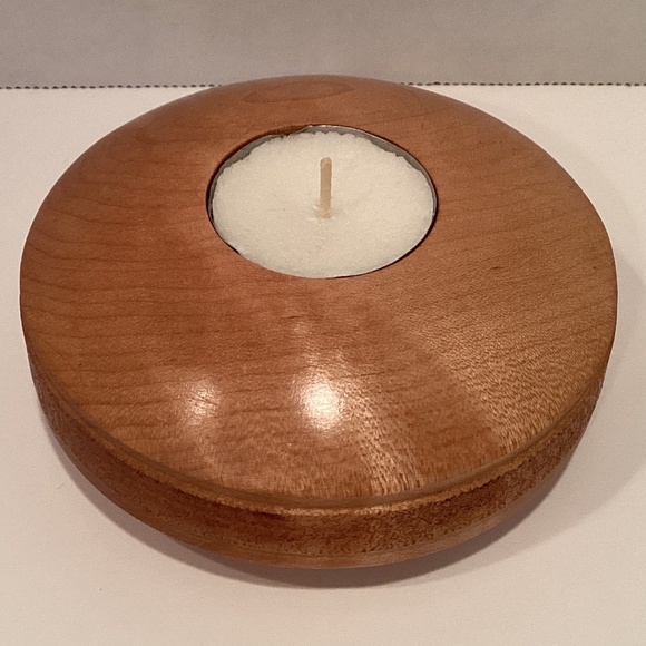 Handcrafted Wooden Tea Light Candle Holder - Picture 1 of 8